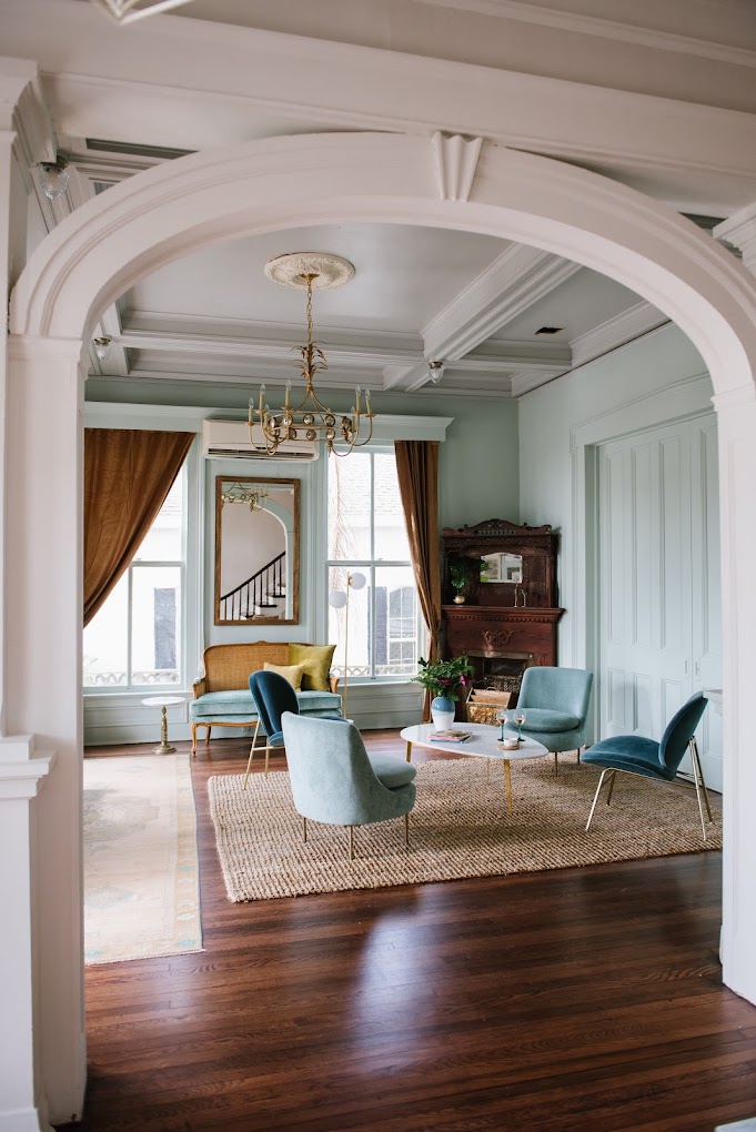 carr mansion living room 