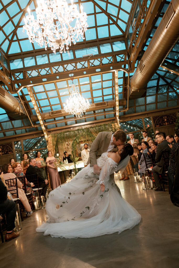 Bryan Museum garden wedding