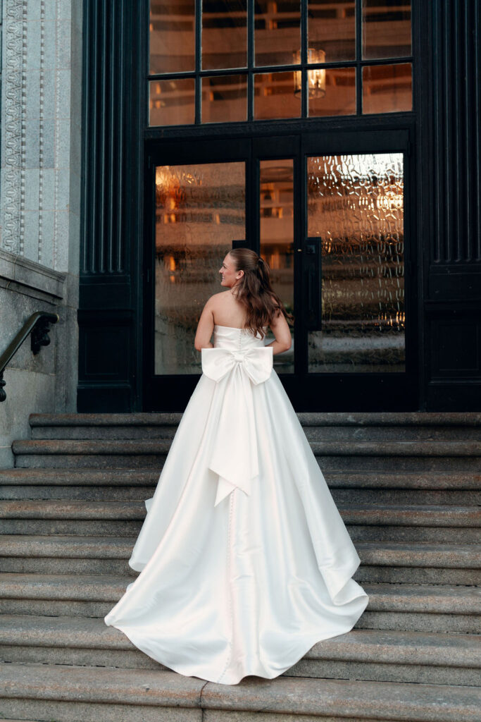 Real Wedding at Galveston City National Bank Museum