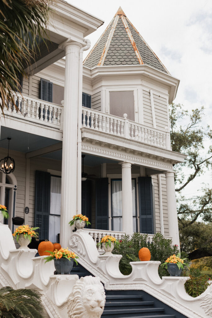 Carr Mansion wedding venue exterior with elegant ceremony setup and historic Galveston architecture.